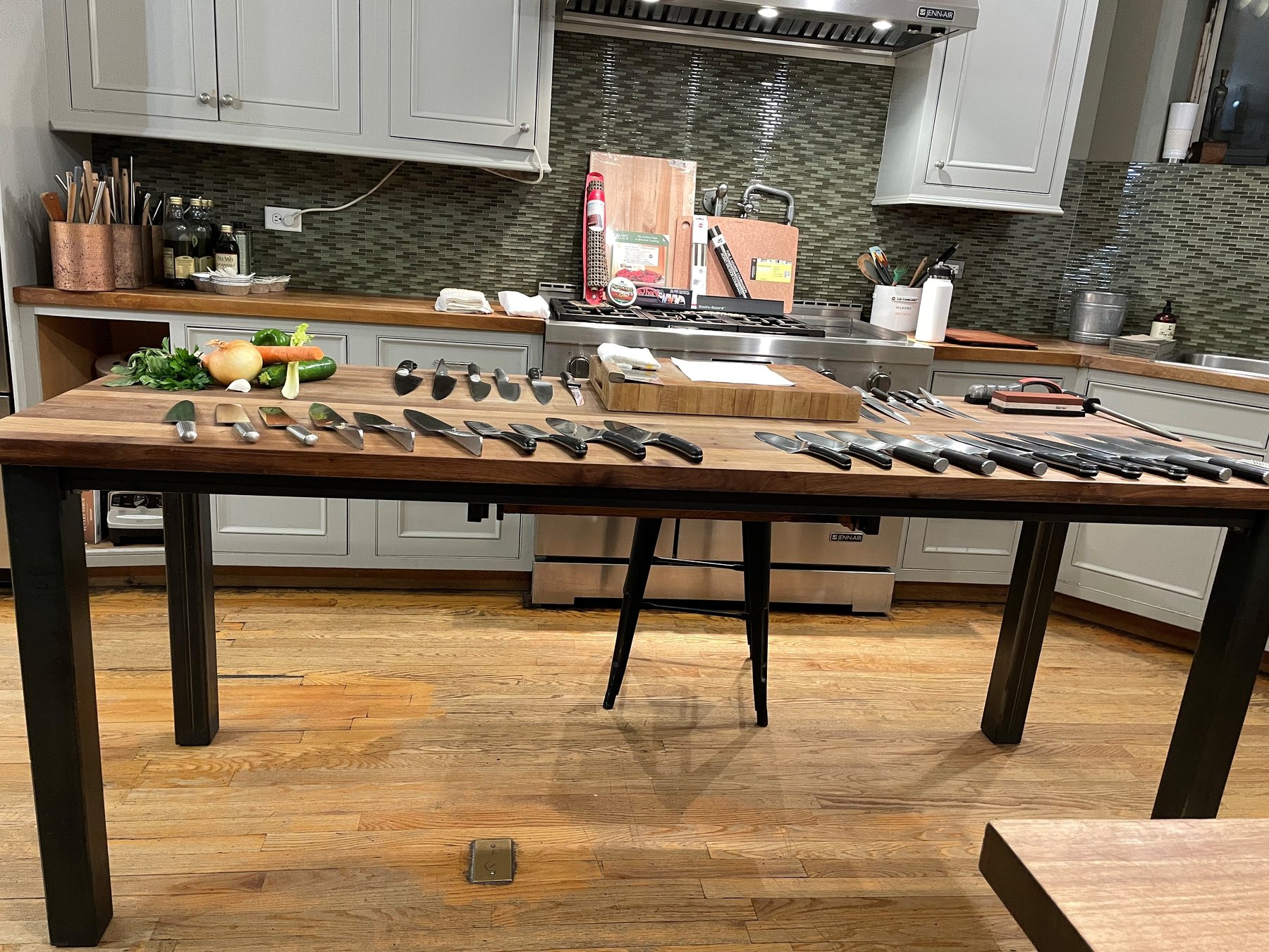 Why You Should Take a Knife Skills Class